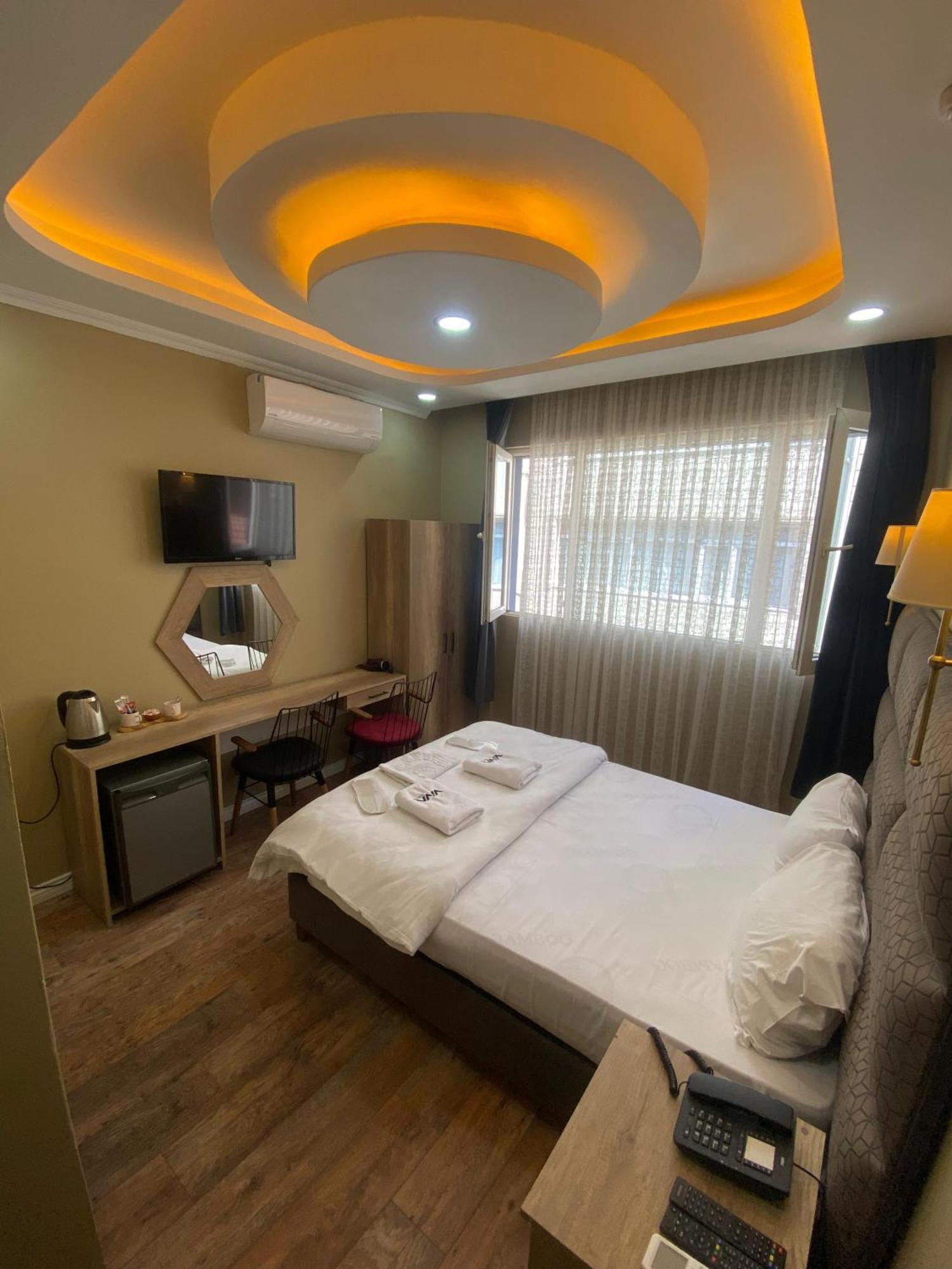 Kadikoey Viva Hotel & Suites Istanbul Exterior photo